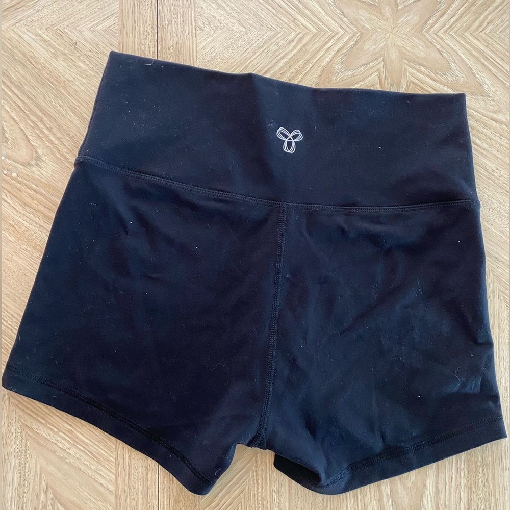TNA high rise Butter Shorts